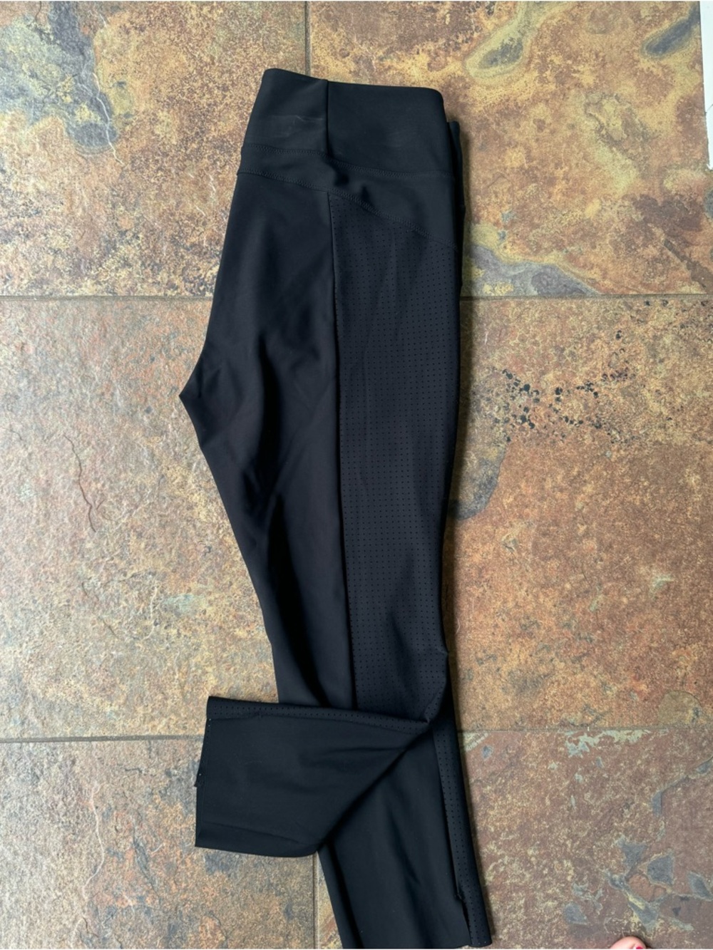 Athleta Black Activewear leggings Ankle length.